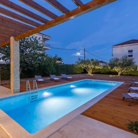 فيلة Villa Trogir *