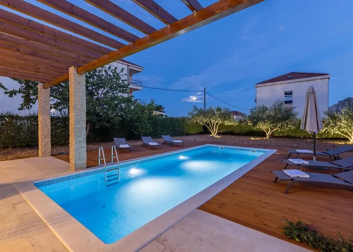 فيلة Villa Trogir *